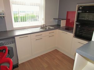 Kitchen- click for photo gallery